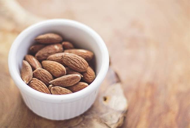 almendras para dejar de fumar