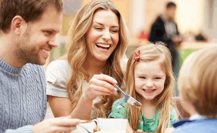 maternidad y paternidad en la era del multitasking