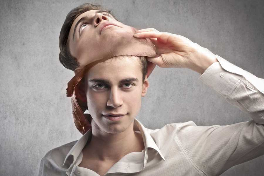 mitomanía del poder