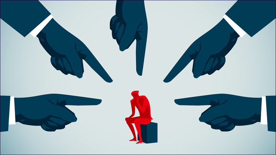 al árbol con más frutos le tiran más piedras